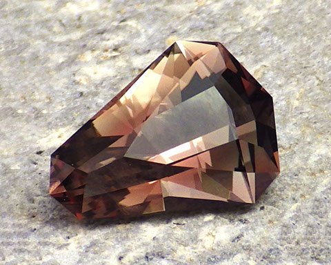 4.34 ct Dichroic Oregon Sunstone in Arya Akhavan PANA MINE-SUNSET BELL design, rough from PANA Mine, 2018