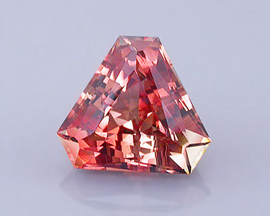 7 ct Red-Pink Oregon Sunstone in Fancy Scissors Triangle