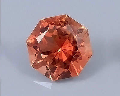 4.19 ct Peach-Red Oregon Sunstone in Sawtooth Barion Octagon, Rough from Sunstone Butte Mine