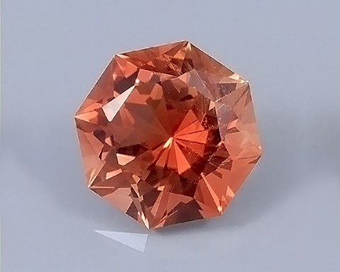 4.19 ct Peach-Red Oregon Sunstone in Sawtooth Barion Octagon, Rough from Sunstone Butte Mine