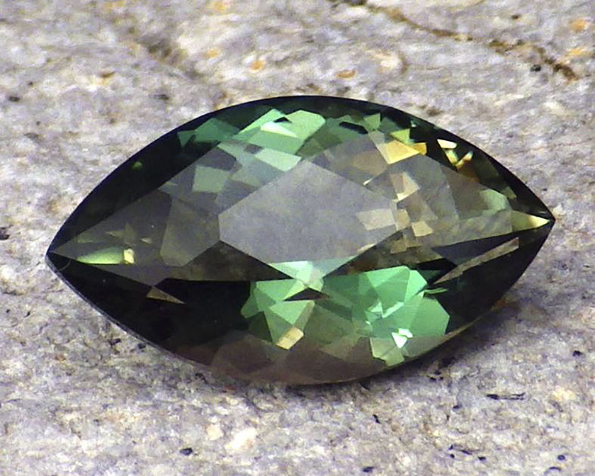 Flawless 3.22 ct Emerald Green-Teal Dichroic Oregon Sunstone from PANA Mine