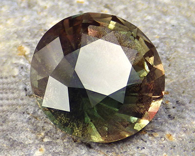 Flawless 7.21 ct Emerald Green-Teal-Orange Mystique Multicolor Schiller Oregon Sunstone from PANA Mine