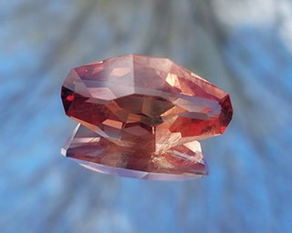 16.75 ct Oregon Sunstone, "The Horizon" Cut, rough from Spectrum mines