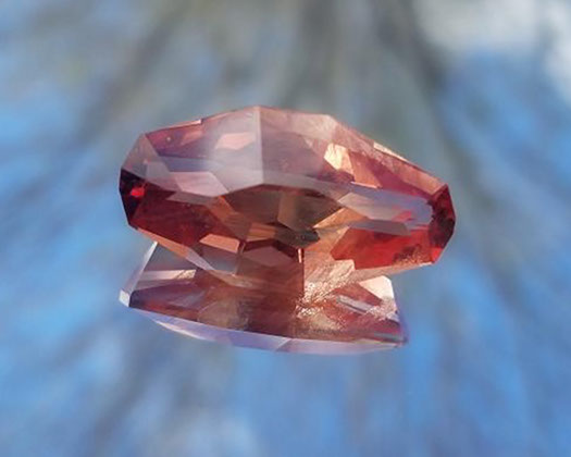 16.75 ct Oregon Sunstone, "The Horizon" Cut, rough from Spectrum mines