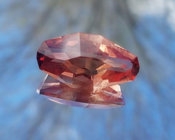 16.75 ct Oregon Sunstone, "The Horizon" Cut, rough from Spectrum mines